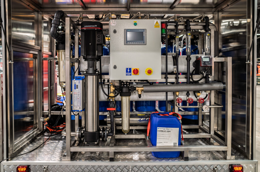 kontenerowa_stacja_uzdatniania_wody